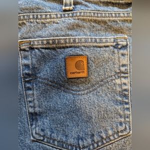 Mens Carhartt jeans.